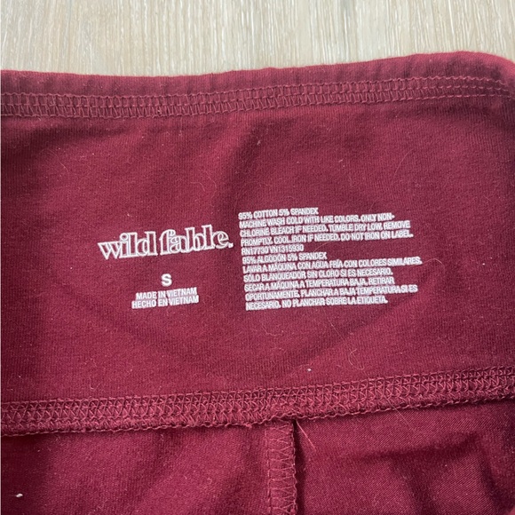 Wild Fable Deep Red Leggings - Picture 3 of 3